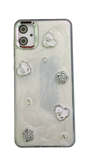 Samsung A05 Kabartmalı (Kalp ve Gül) Beyaz