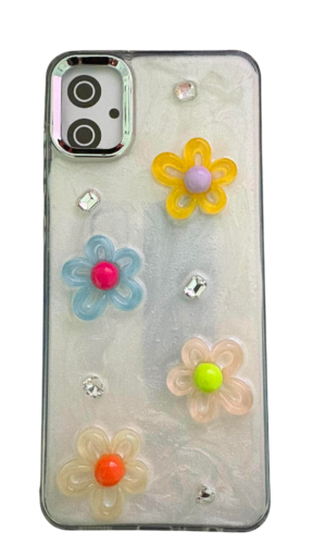 Samsung A05 Kabartmalı (Renkli Çiçekler) Beyaz